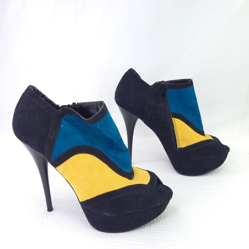 Qupid Platform Stilletoe High Heels Color Block Peep Toe Shoes Shoes Size 8